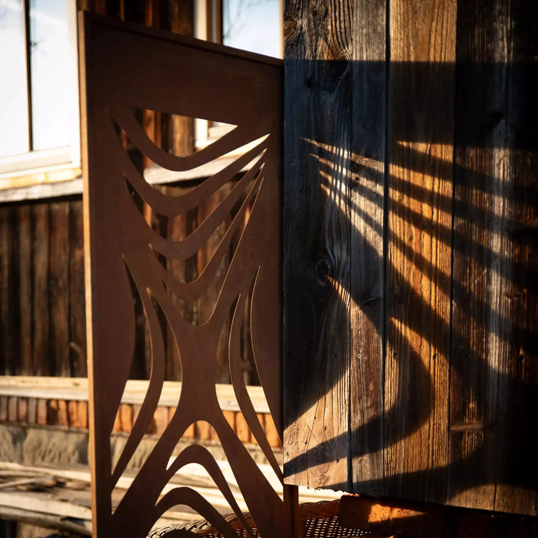 Panel Ogrodowy z Abstrakcyjnym Wzorem - Stal Rdzewiona, 160 cm - Kapaga