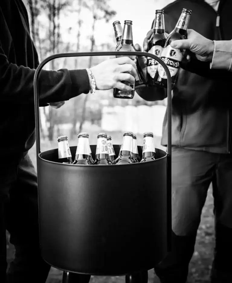 Stalowy Kosz na Butelki - Elegancki i Funkcjonalny Design - Kapaga