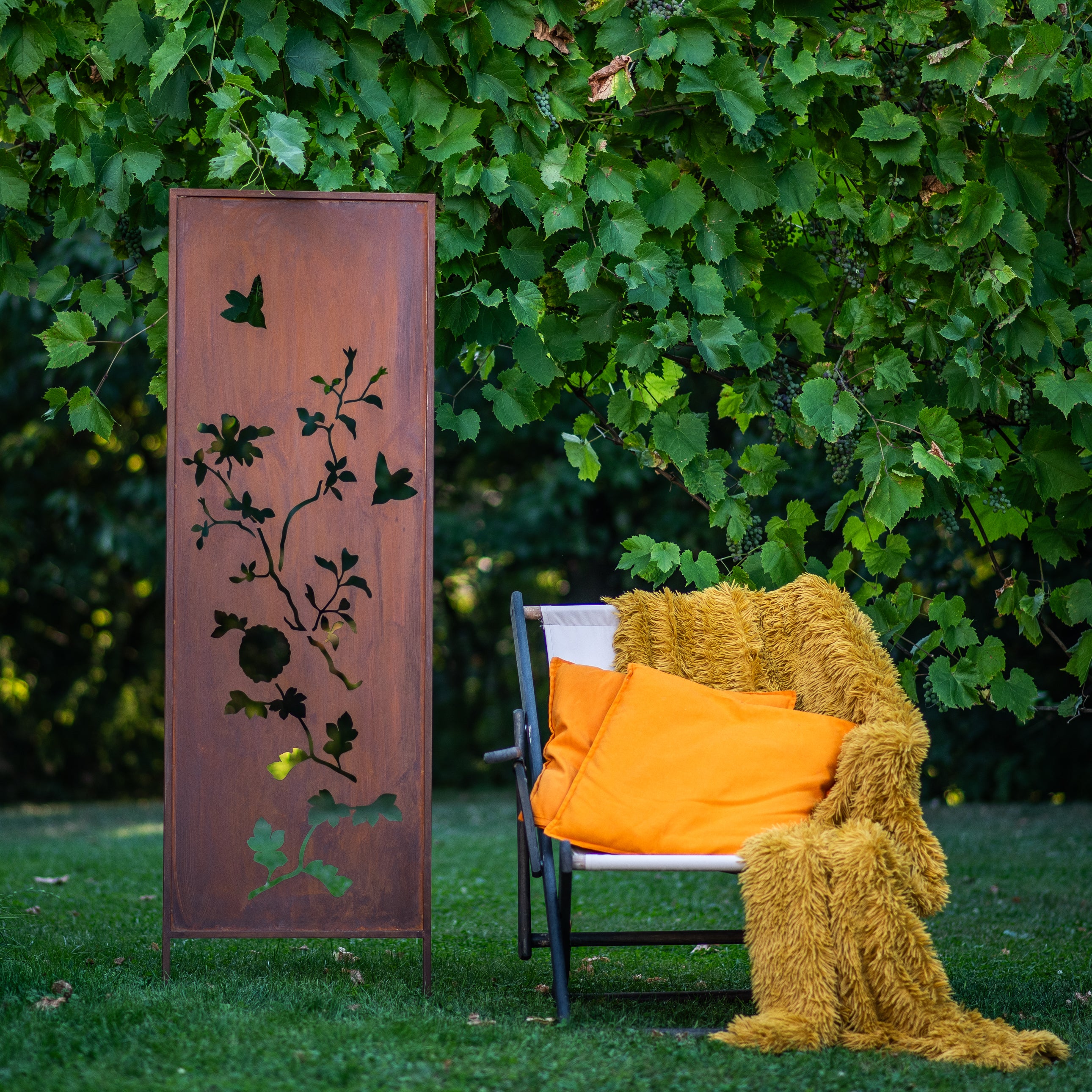 Panel ogrodowy Corten - Parawan z kwitnącą gałązką  - 160 x 50 cm