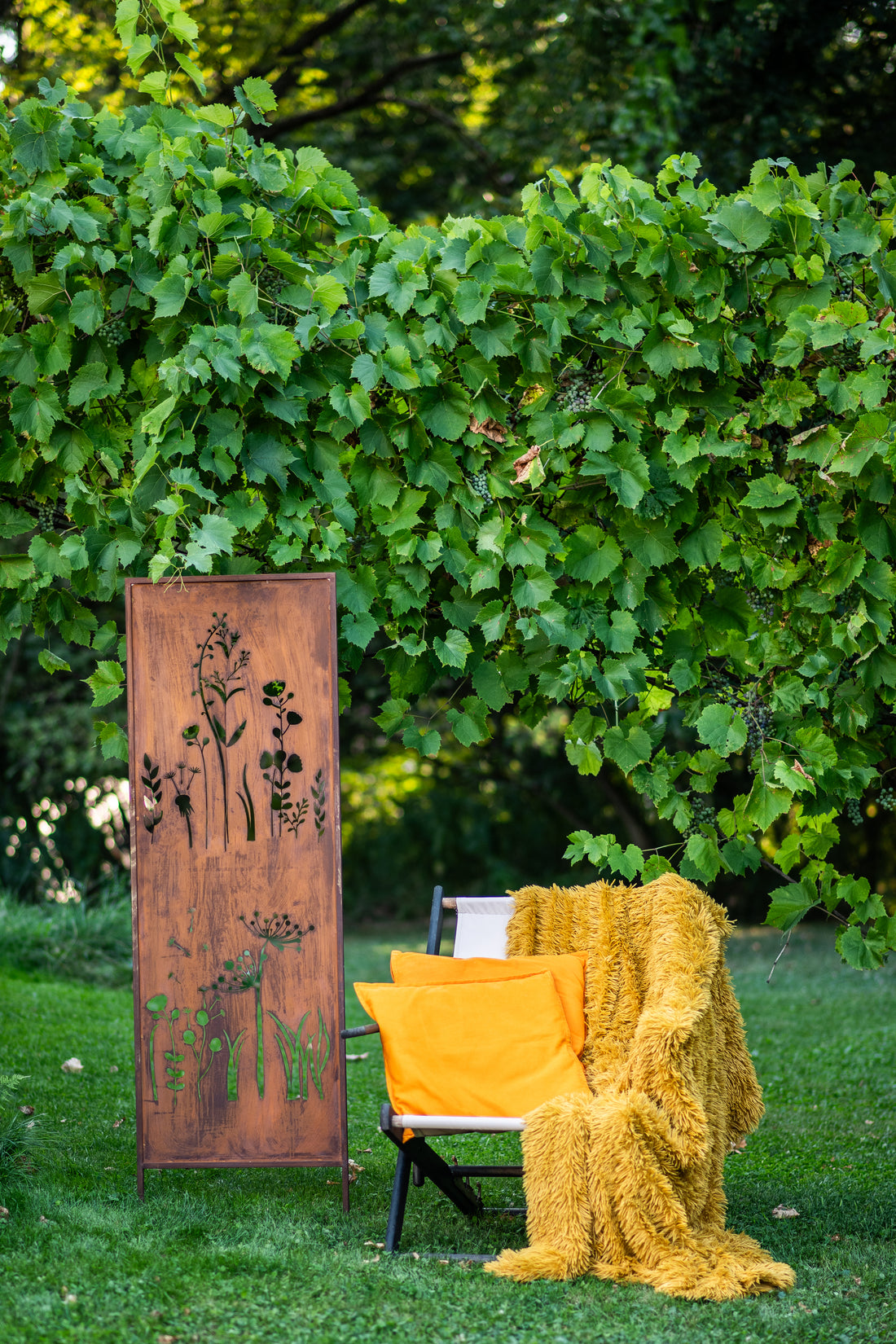 Panel ogrodowy Corten - Parawan z dziką łąką - 160 x 50 cm