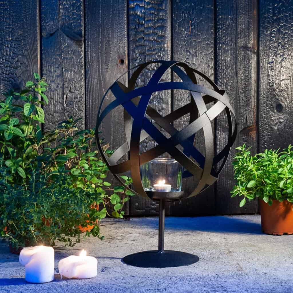 Czarna Rdza Kula na Pręcie - Nowoczesny Świecznik Rustykalny do Twojego Wnętrza - zdjęcie 3 - Kapaga