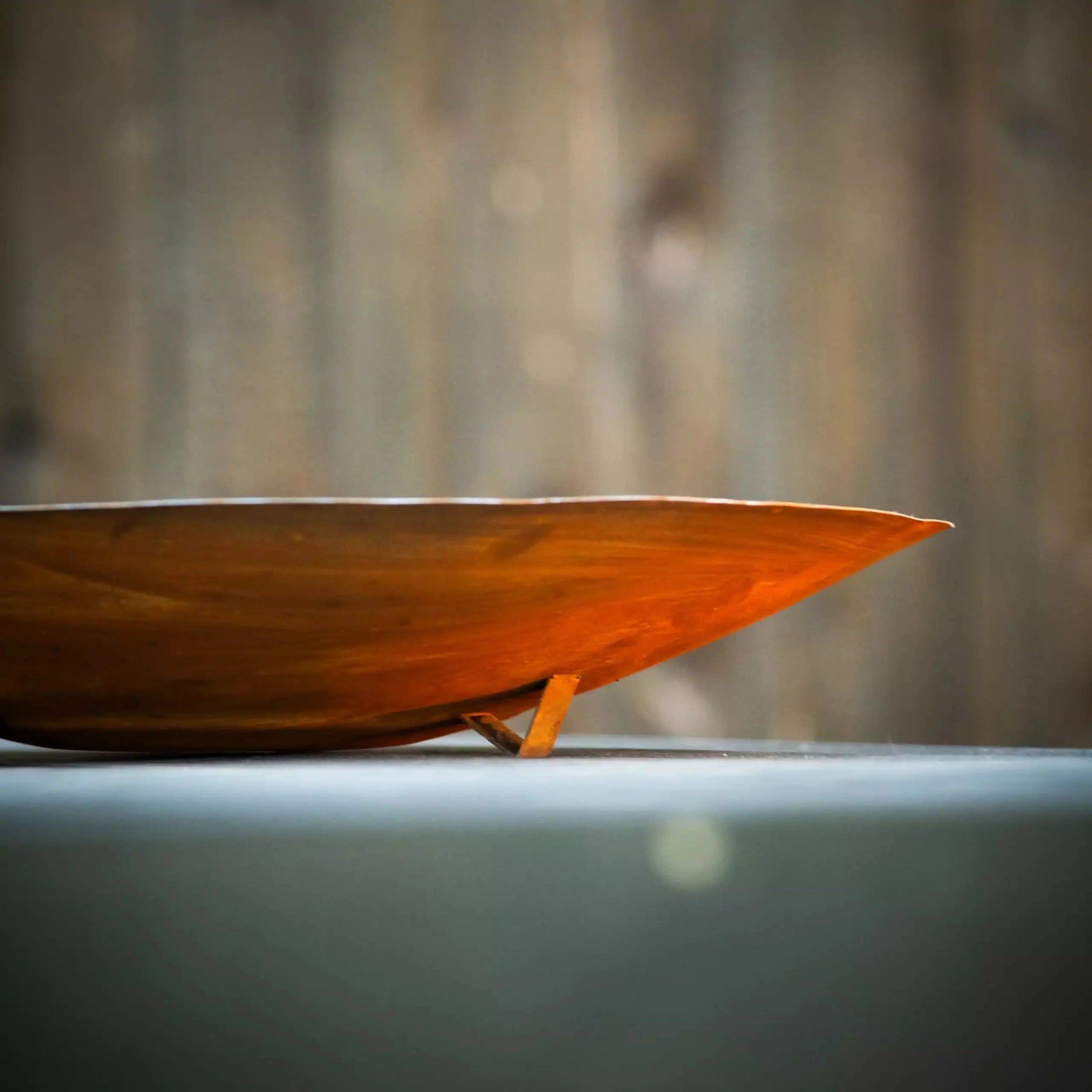 Rustykalne Palenisko Ogrodowe 2w1 z Grillem - Stalowa Misa 57 cm, Efekt Corten Poidło dla Ptaków - zdjęcie 6 - Kapaga