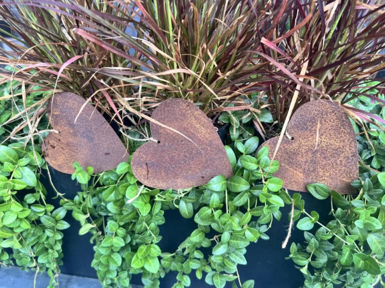 Dekoracyjne Serca Ogrodowe z Metalu - Zestaw 3 szt. 10×10 cm, Efekt Rdzy - Kapaga